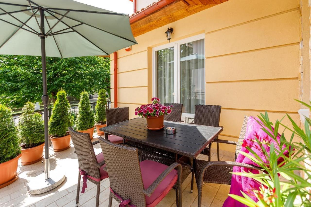Andi Apartman Heviz Exterior photo